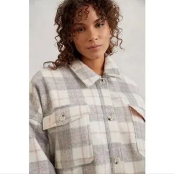 IF BY SEA Anthropolgie Bobbie Plaid Shacket - Picture 5 of 12